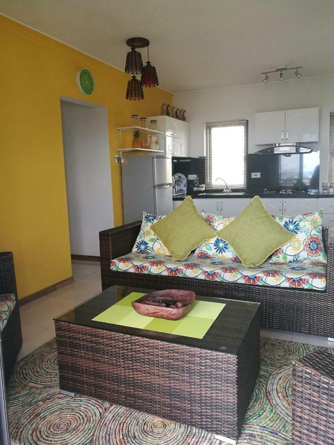 Zanana Penthouse Apartment Flic en Flac Exterior photo